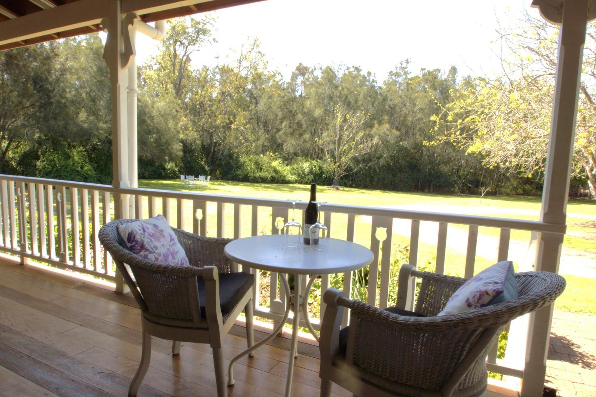 The Carriages Boutique Hotel And Vineyard Pokolbin Exterior photo