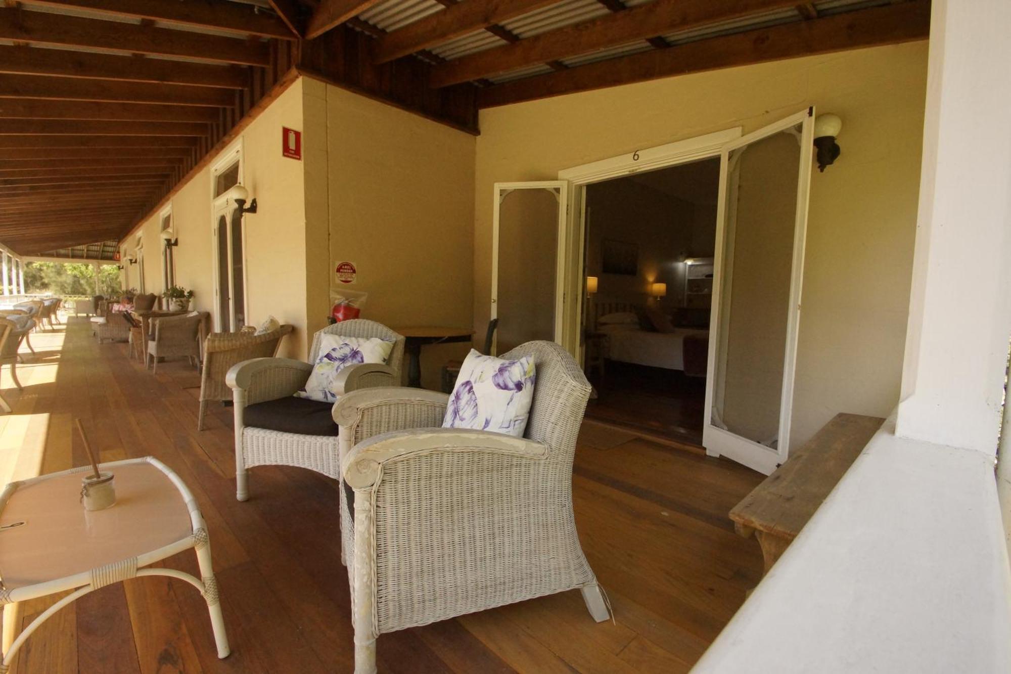 The Carriages Boutique Hotel And Vineyard Pokolbin Exterior photo